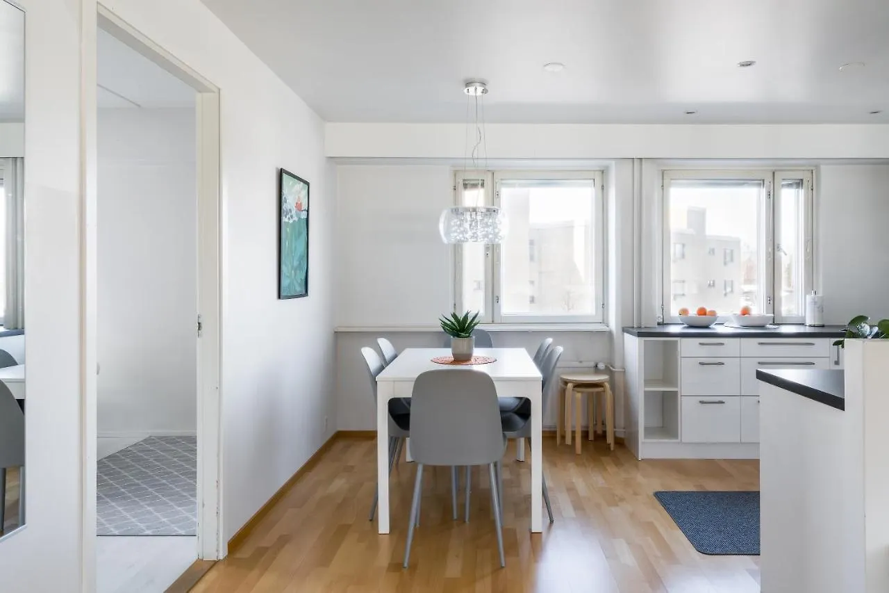 Hiisi Homes Helsinki Haaga Aparthotel