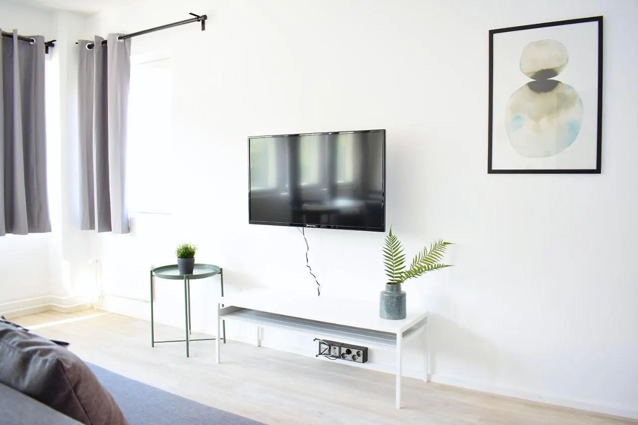 Hiisi Homes Helsinki Haaga 3*,